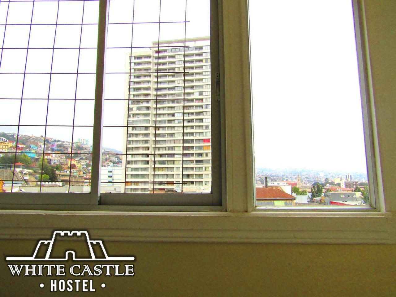 White Castle Hostel บัลปาราอีโซ ภายนอก รูปภาพ