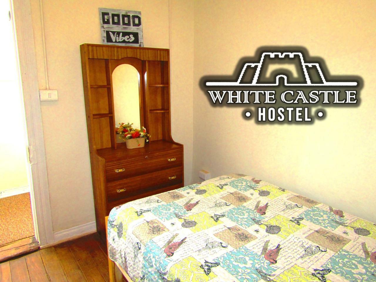 White Castle Hostel บัลปาราอีโซ ภายนอก รูปภาพ