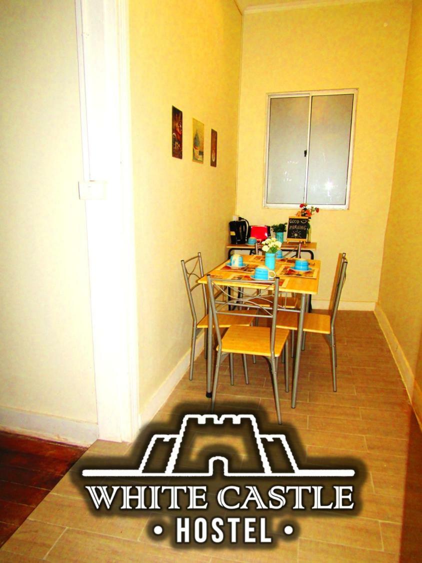 White Castle Hostel บัลปาราอีโซ ภายนอก รูปภาพ