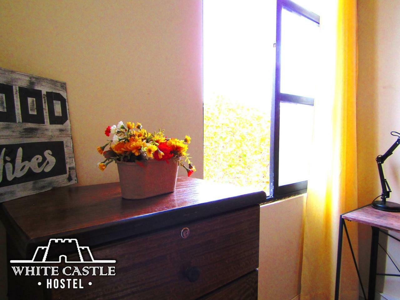 White Castle Hostel บัลปาราอีโซ ภายนอก รูปภาพ
