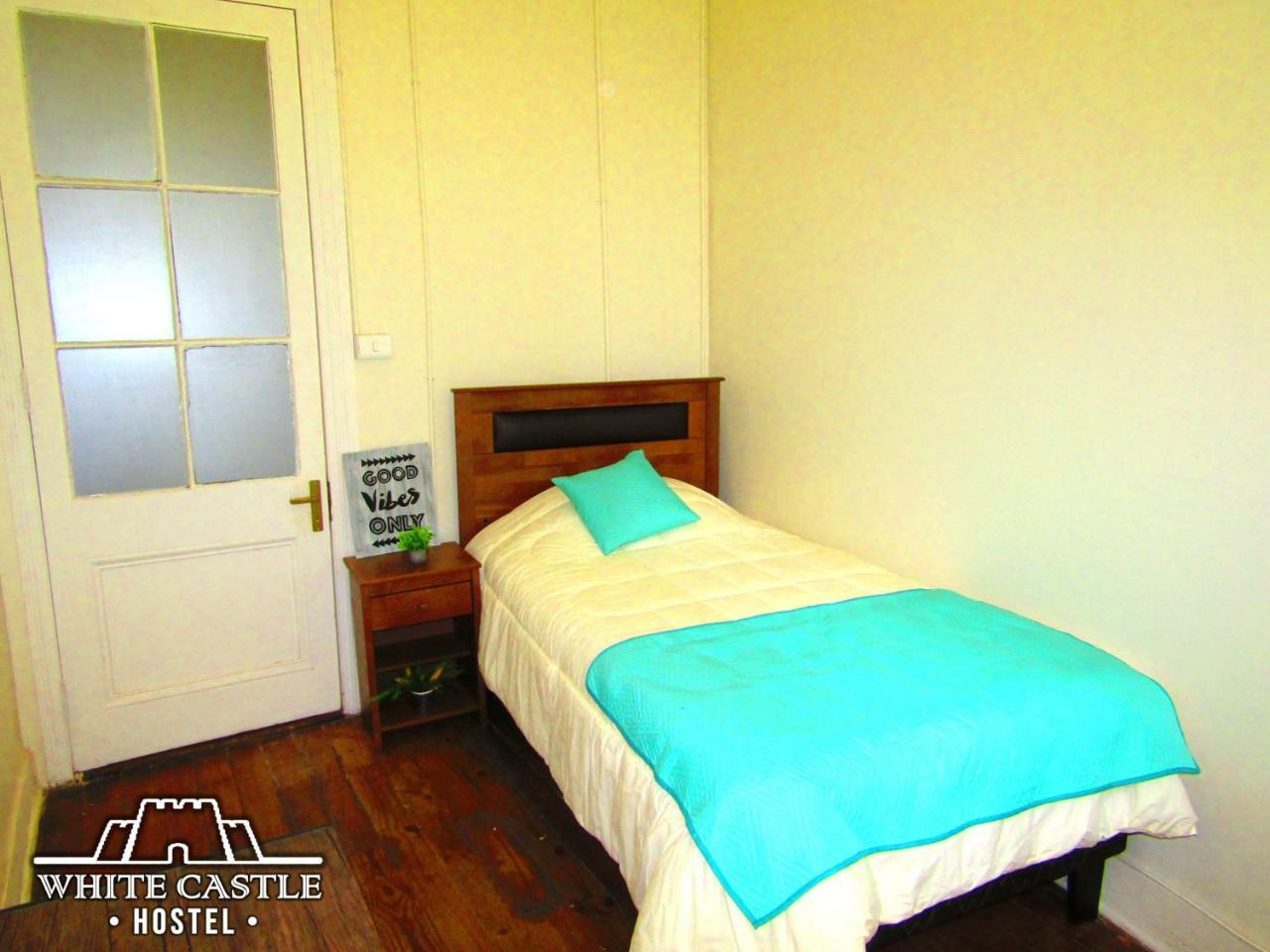 White Castle Hostel บัลปาราอีโซ ภายนอก รูปภาพ